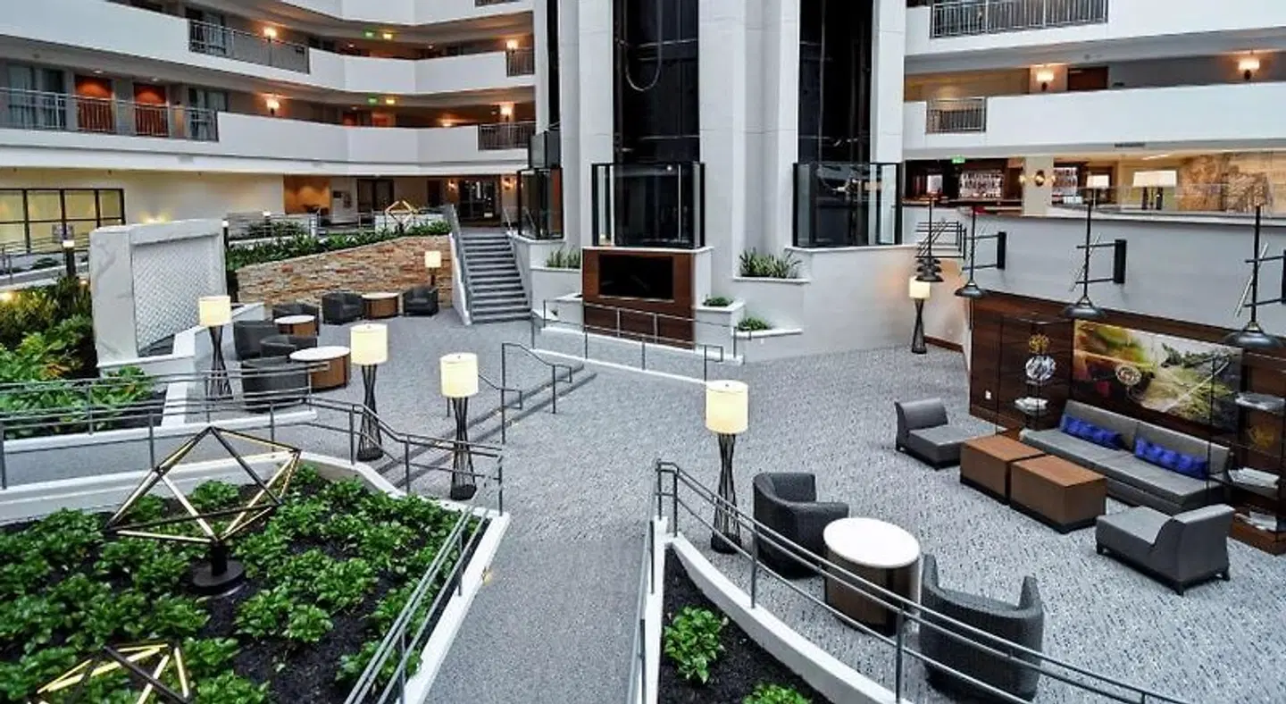 Embassy Suites by Hilton Omaha Downtown Old Market Terrasse