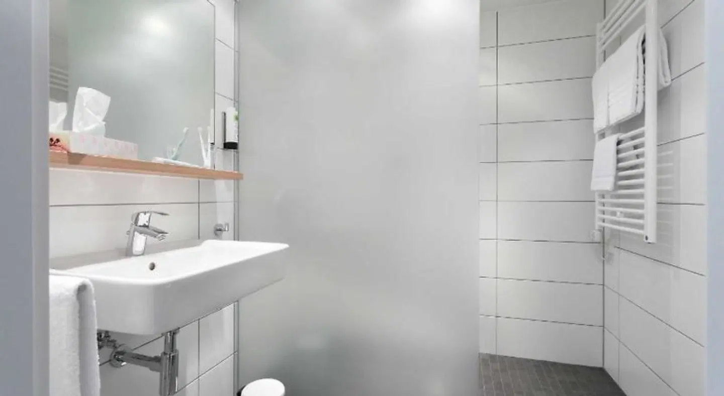 Hotel Kern garni Badezimmer