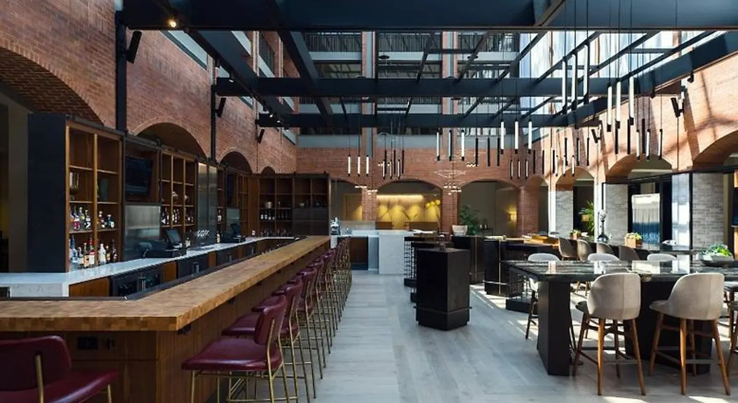 Philadelphia Marriott Old City Bar