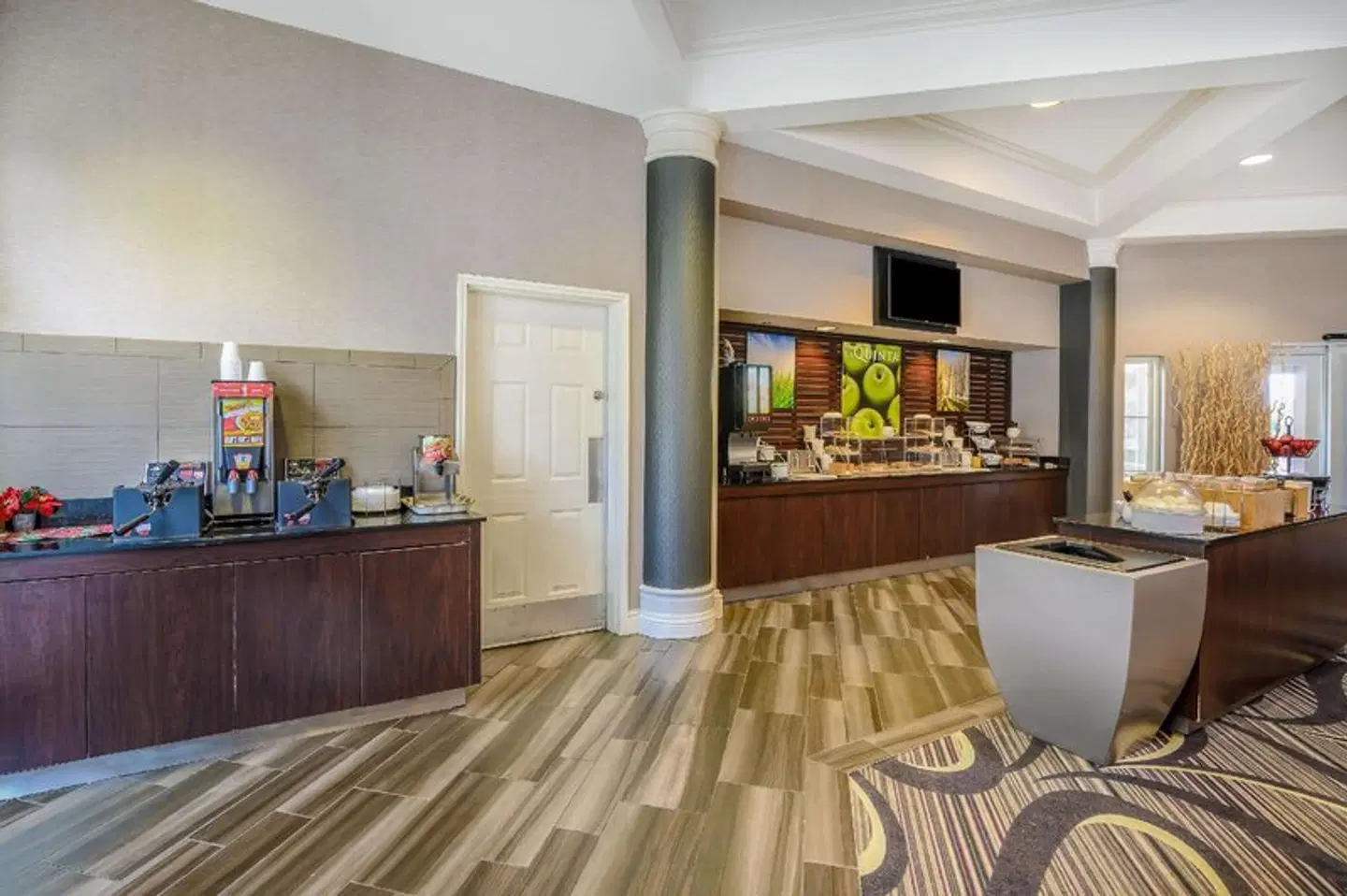La Quinta Inn & Suites Myrtle Beach Broadway Area LOUNGE_LOBBY