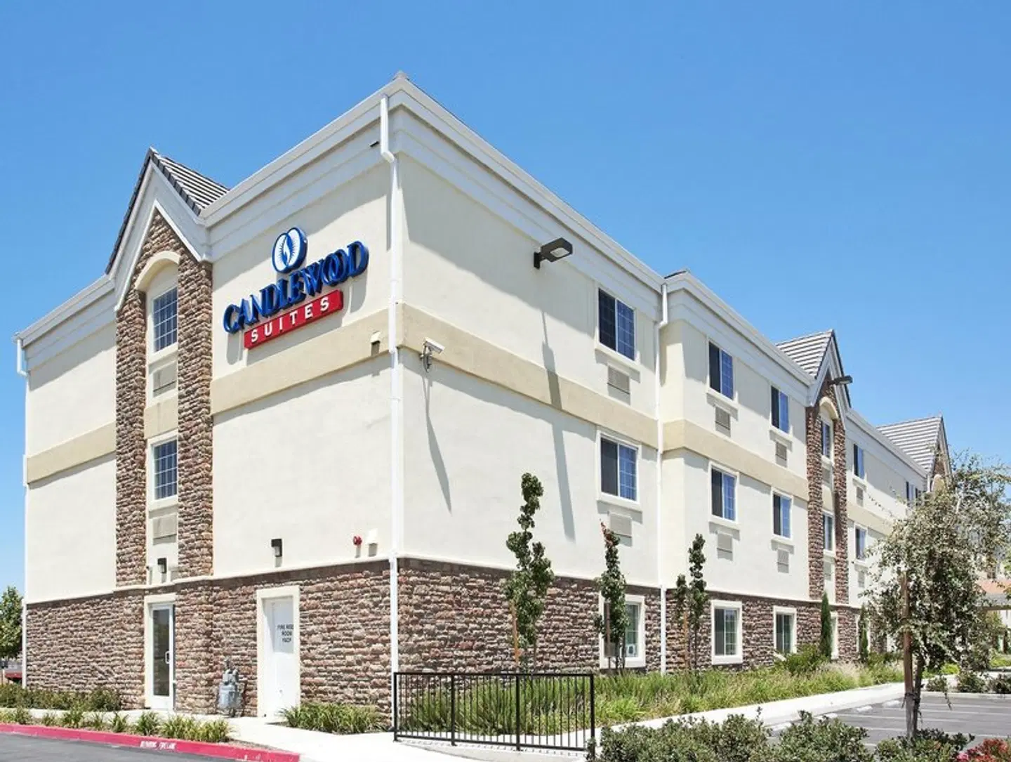 Candlewood Suites Turlock by IHG EXTERIOR
