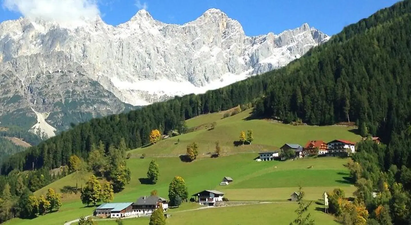 PENSION ROETELSTEIN LANDSCAPE