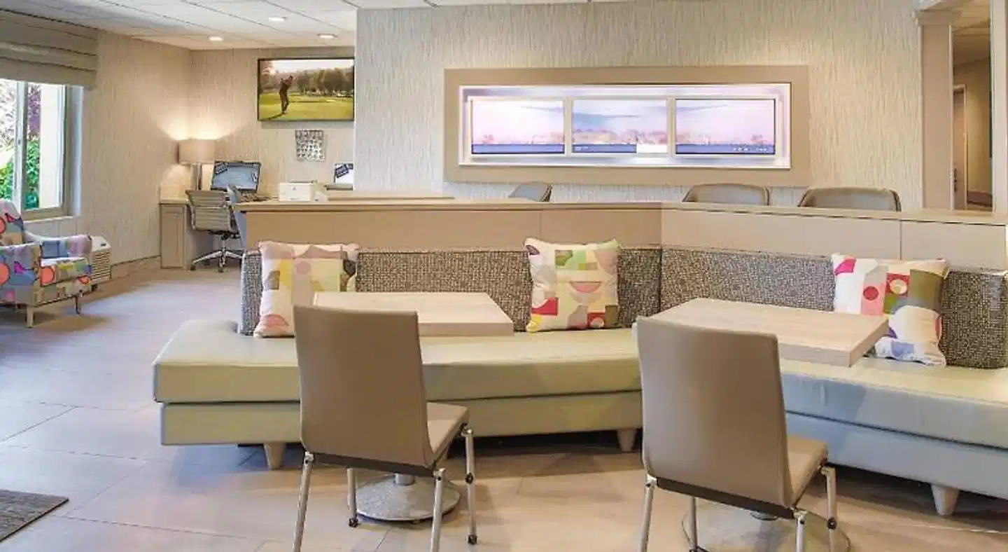 SpringHill Suites Prescott Bar