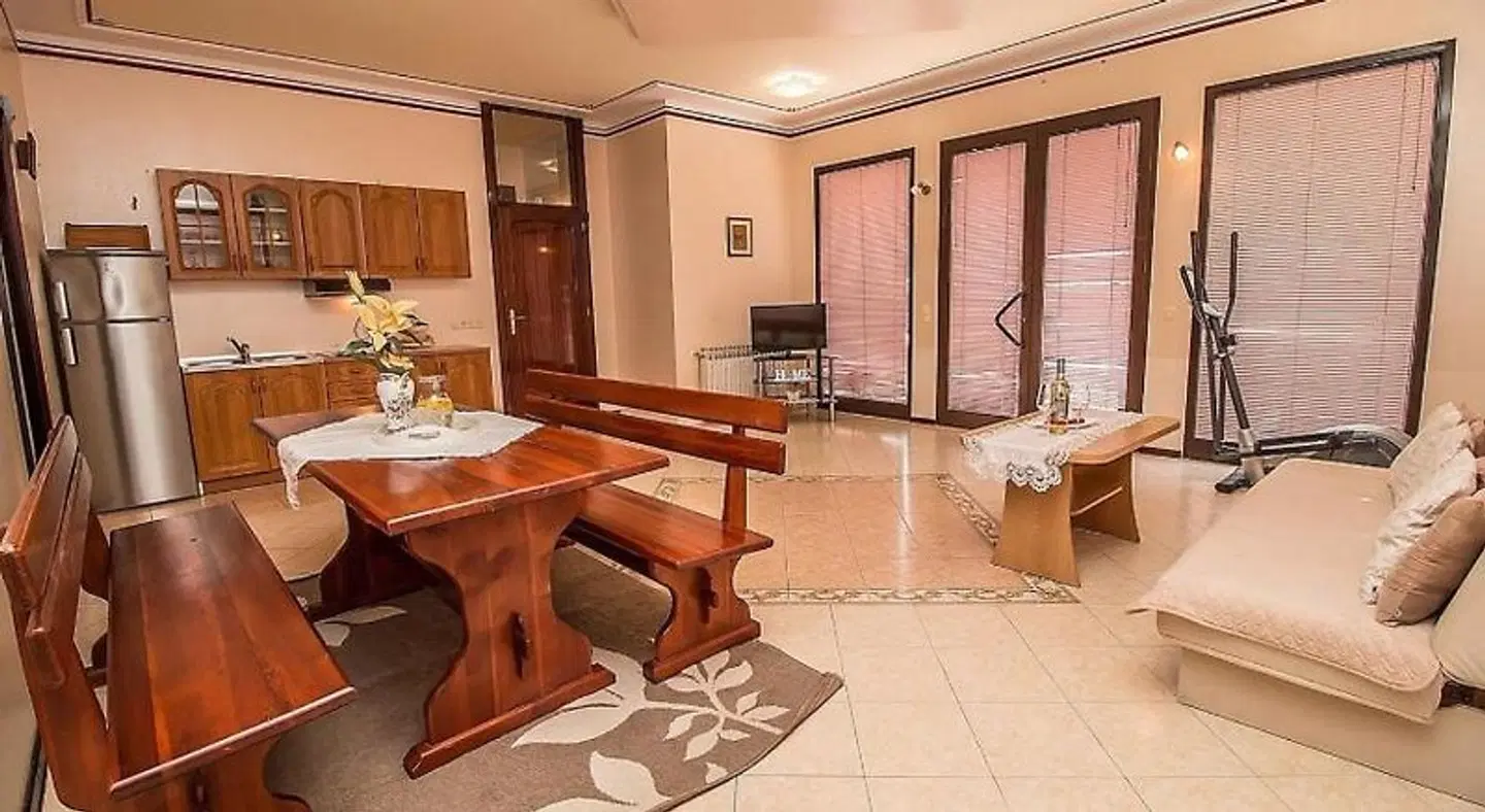 Villa Rose 39 HEALTH_BEAUTY