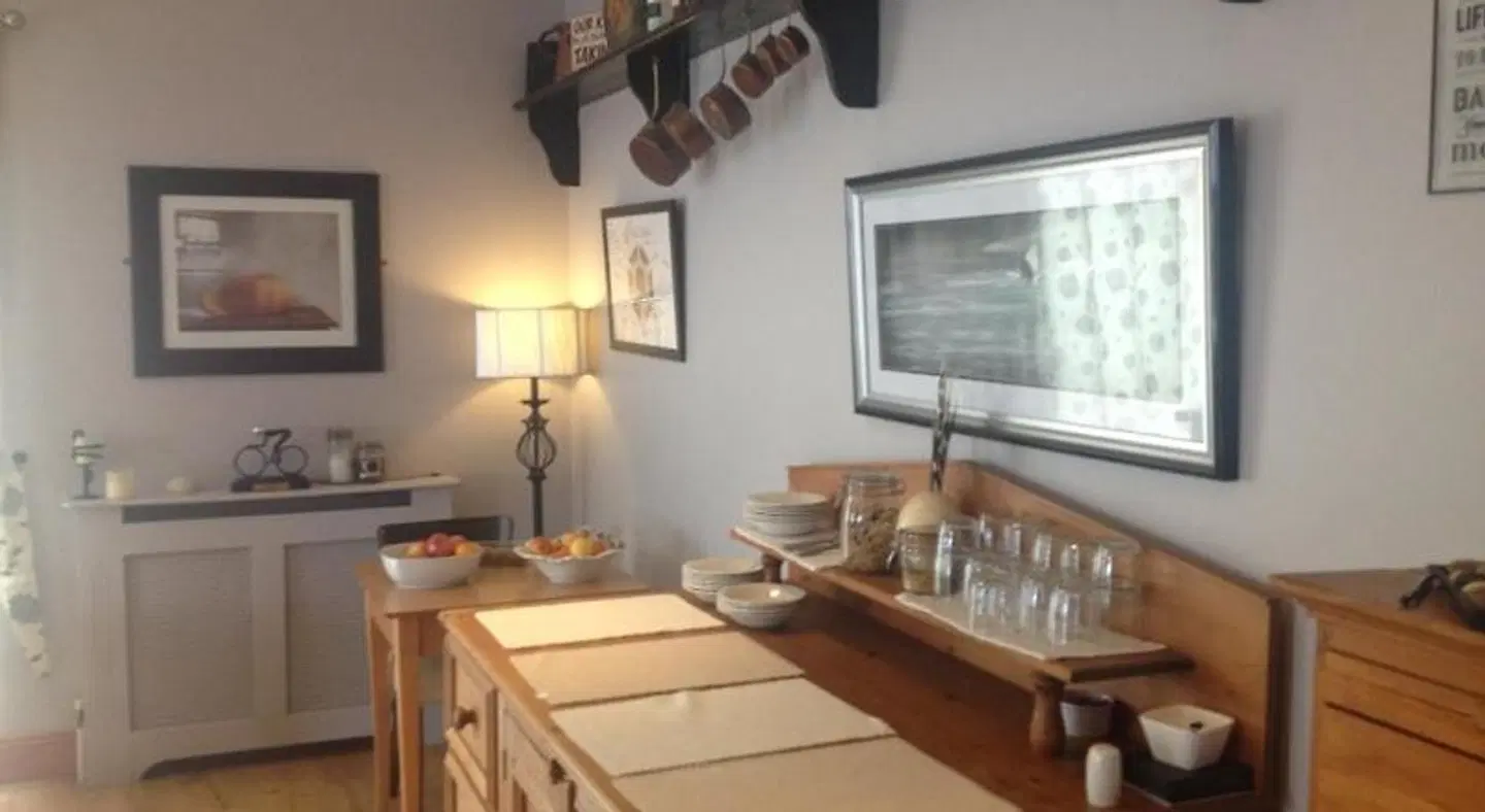 Carragh House ROOM_EXAMPLE