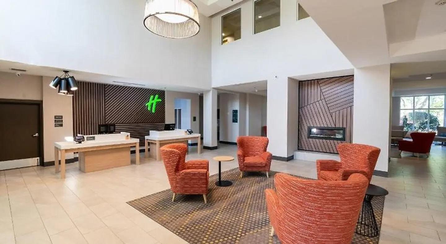 Holiday Inn Daytona Beach Lpga Blvd by IHG LOUNGE_LOBBY