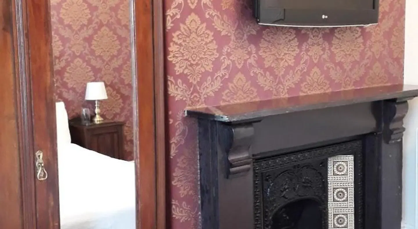 Branstone Guest House ROOM_EXAMPLE