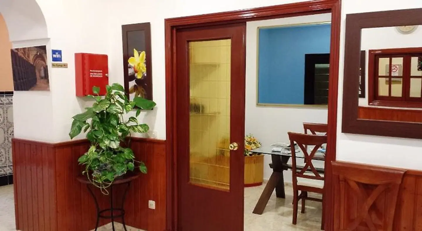 Hostal Sanvi Terrasse