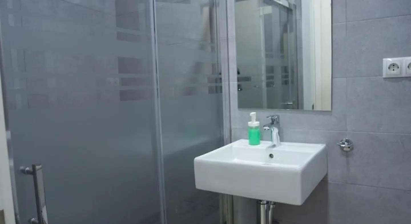 Apartamentos Catedral Badezimmer