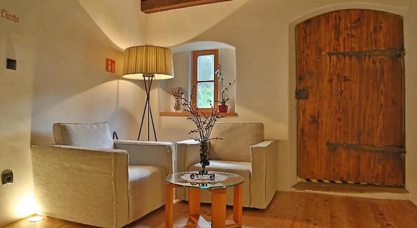 Lindemair ROOM_EXAMPLE
