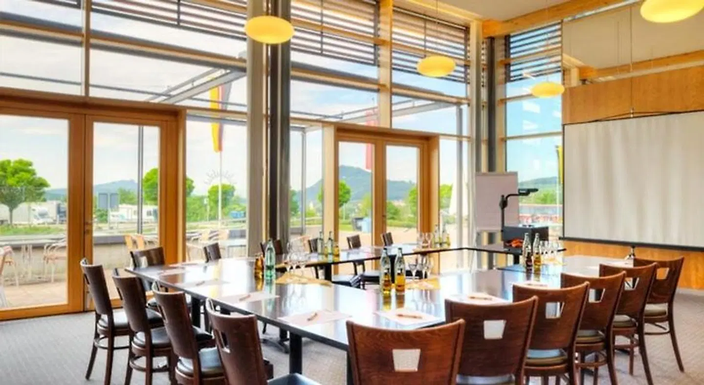 Hotel der Rastanlage im Hegau OST Restaurant