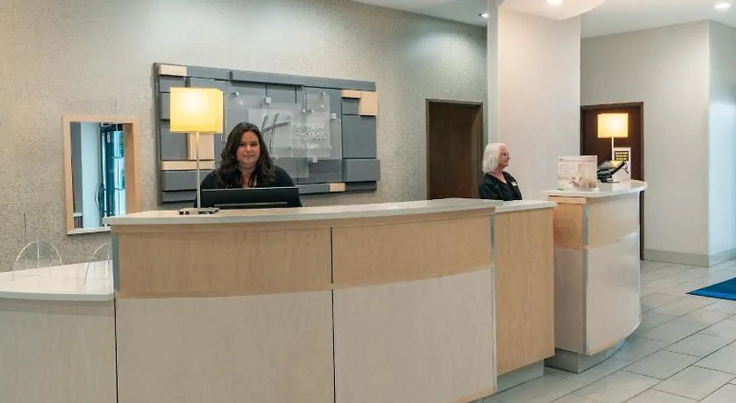 Holiday Inn & Suites Trinidad by IHG LOUNGE_LOBBY