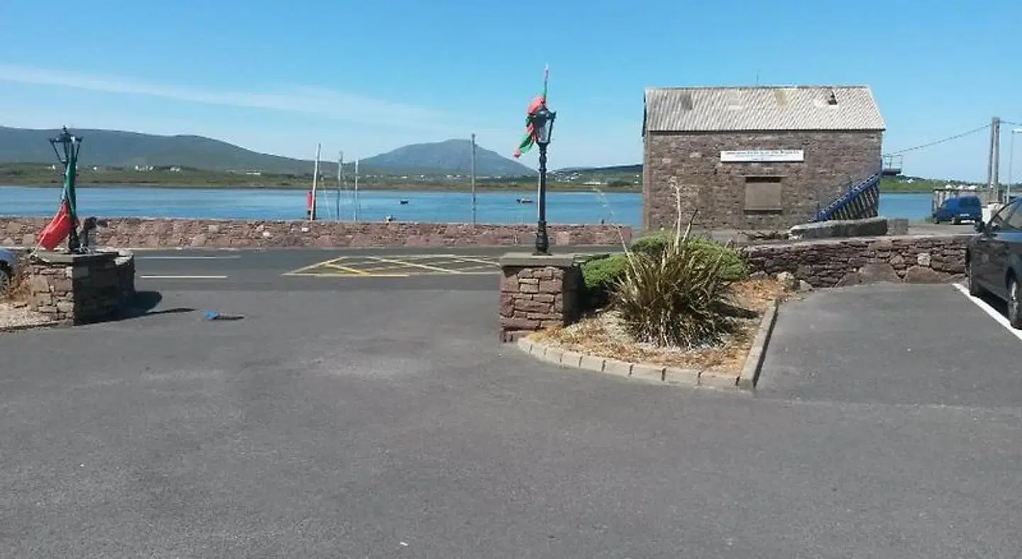 Óstán Oileán Acla Strand