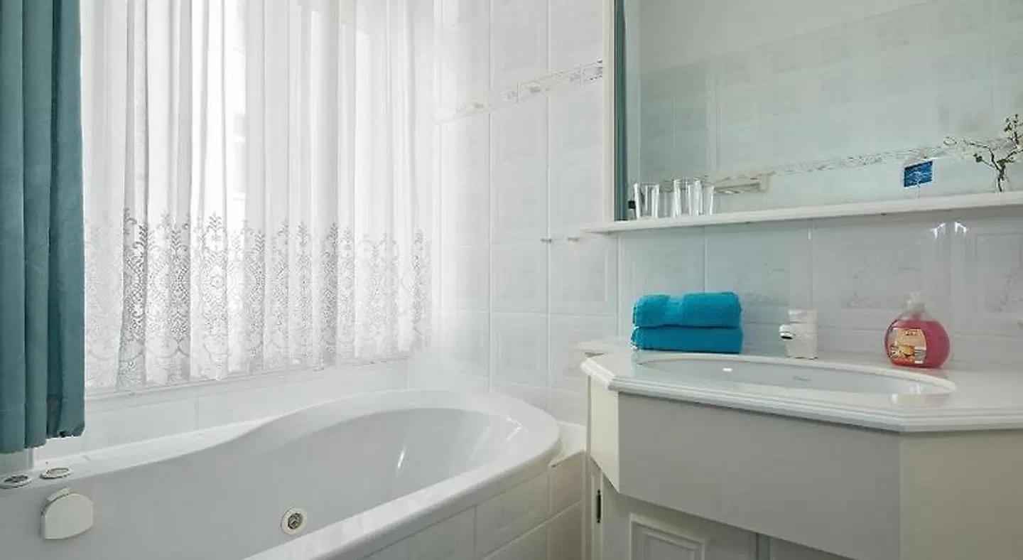 Hotel Germania Badezimmer