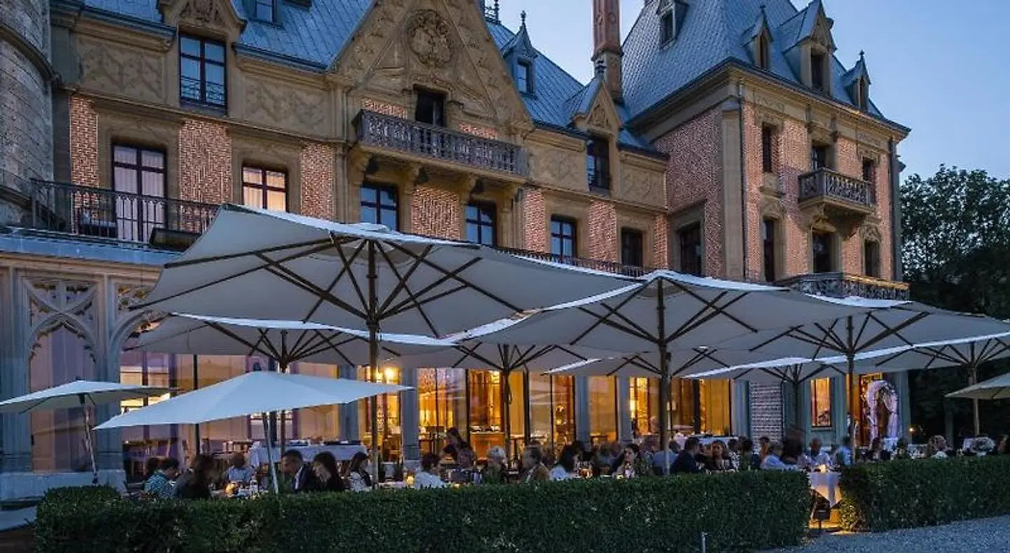 Schloss Schadau Hotel & Restaurant EXTERIOR