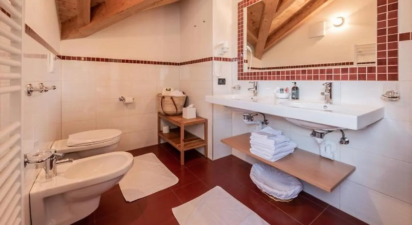 Les Gomines B&B Badezimmer