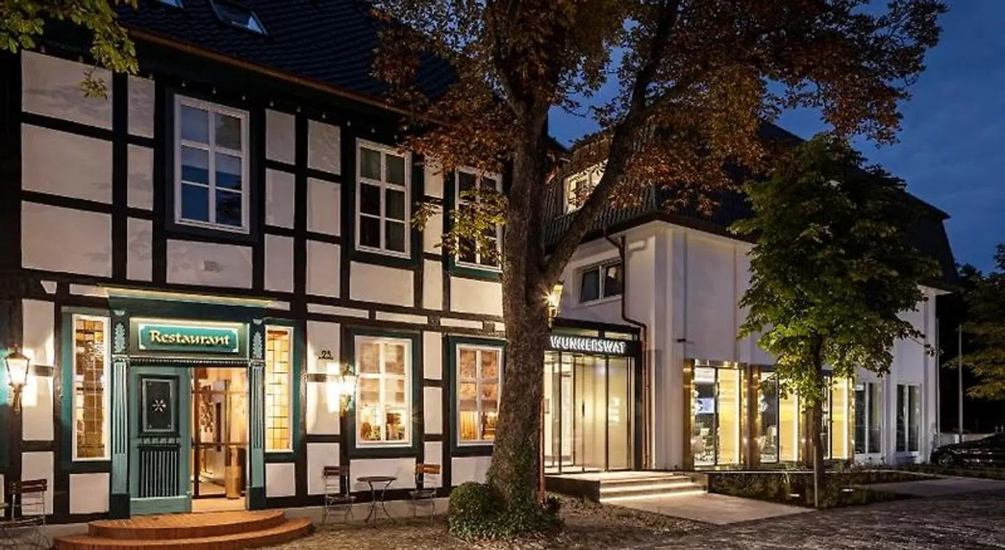 Hotel WunnersWat Verl EXTERIOR
