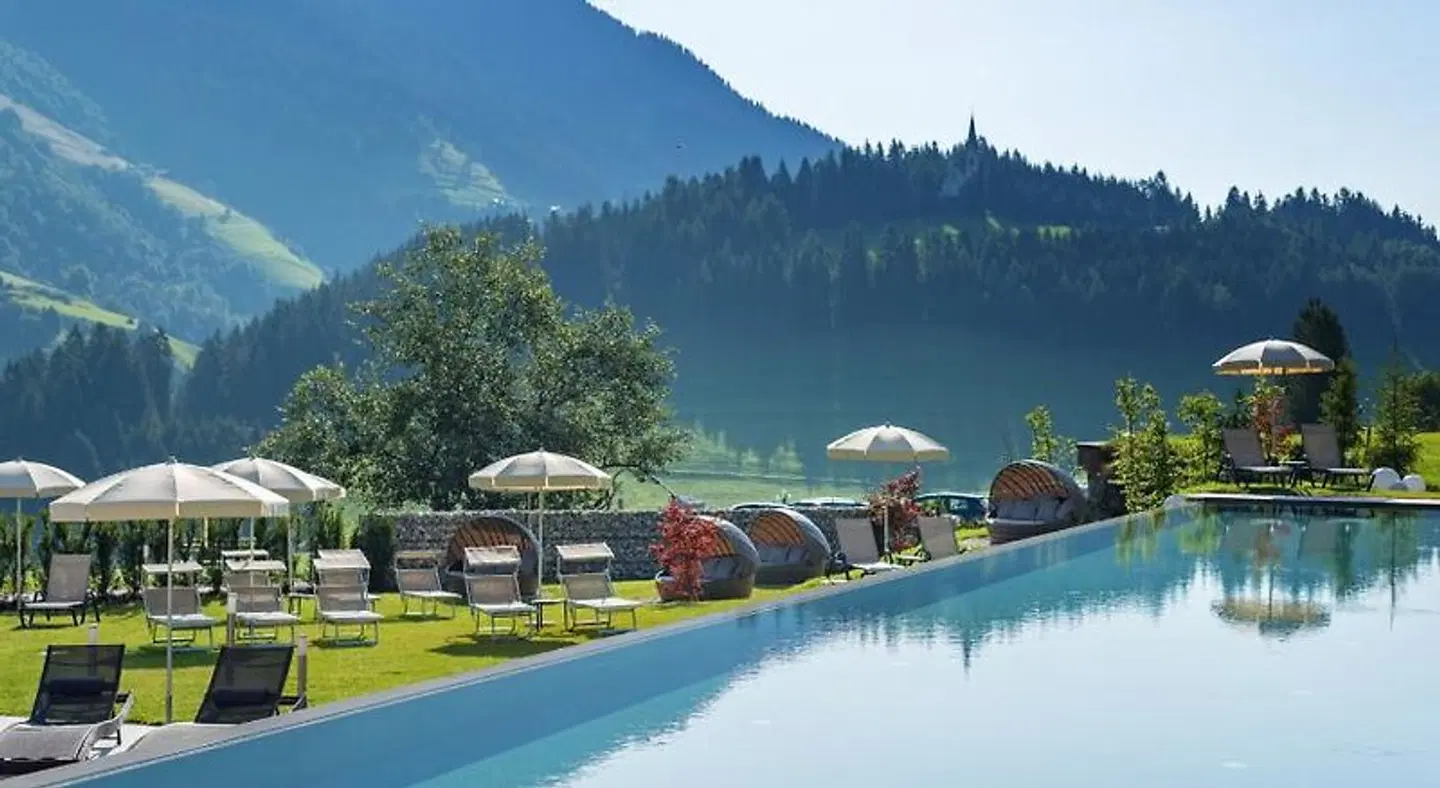 Sonklarhof OUTDOOR_POOL