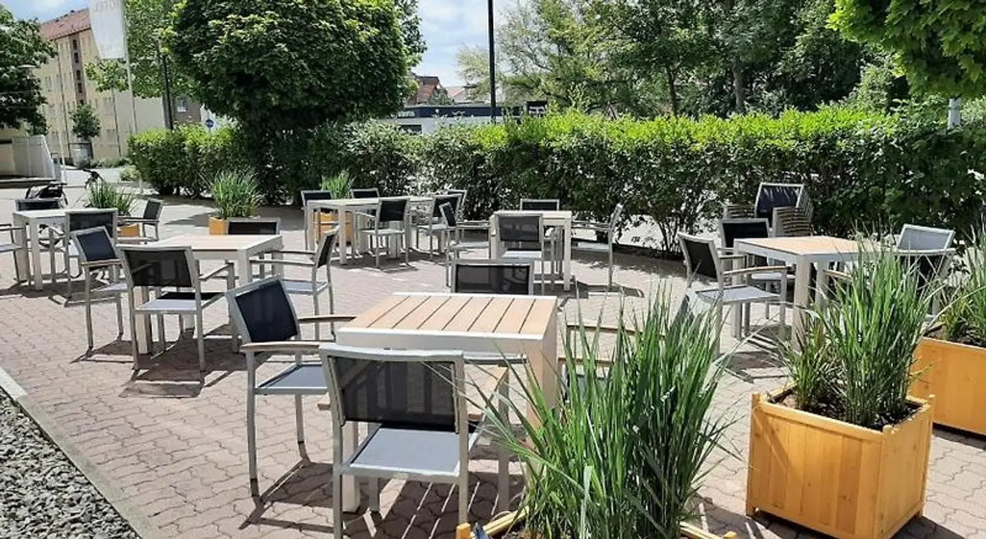 City Hotel Aschersleben Terrasse
