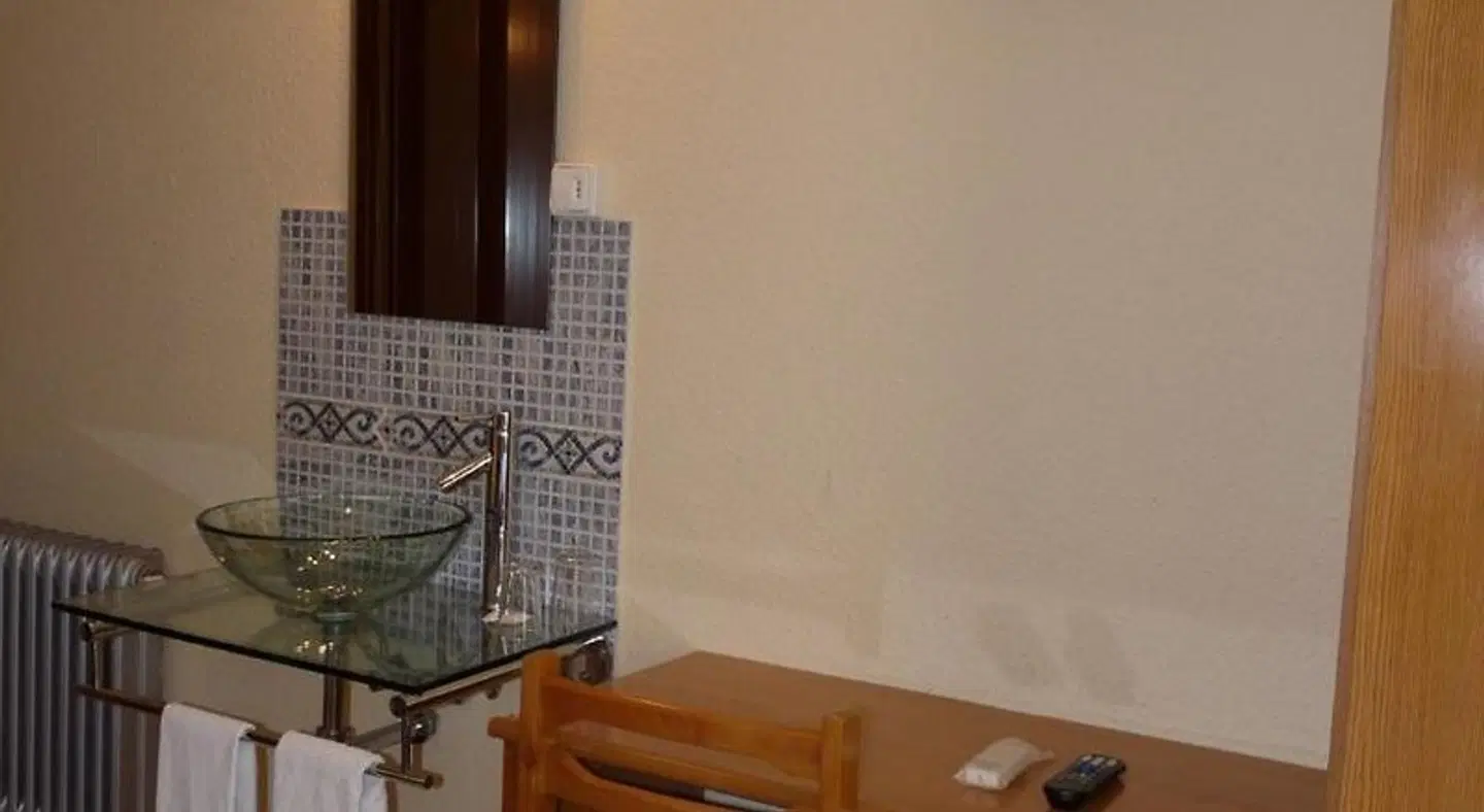 Hostal Fernandez ROOM_EXAMPLE