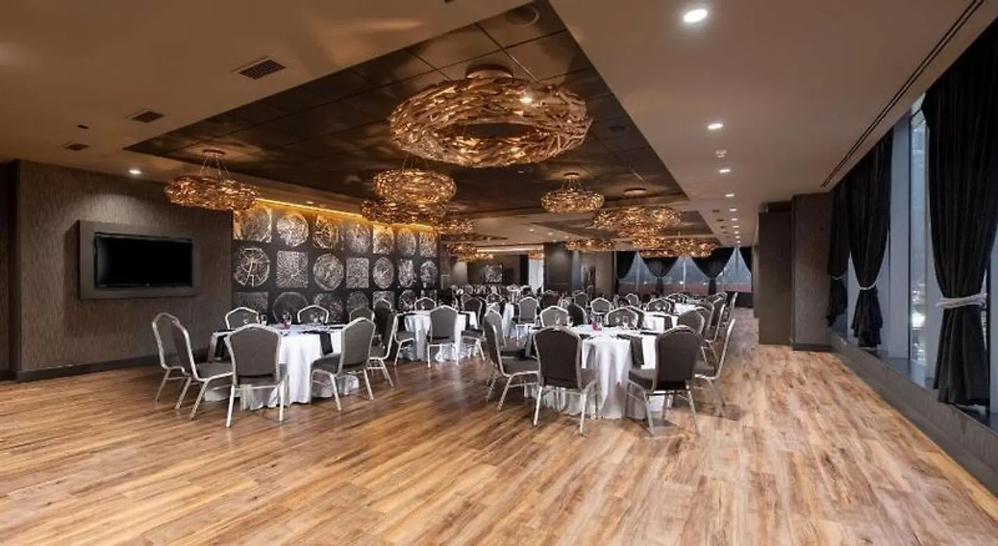 Hilton Garden Inn Pittsburgh Downtown Bar