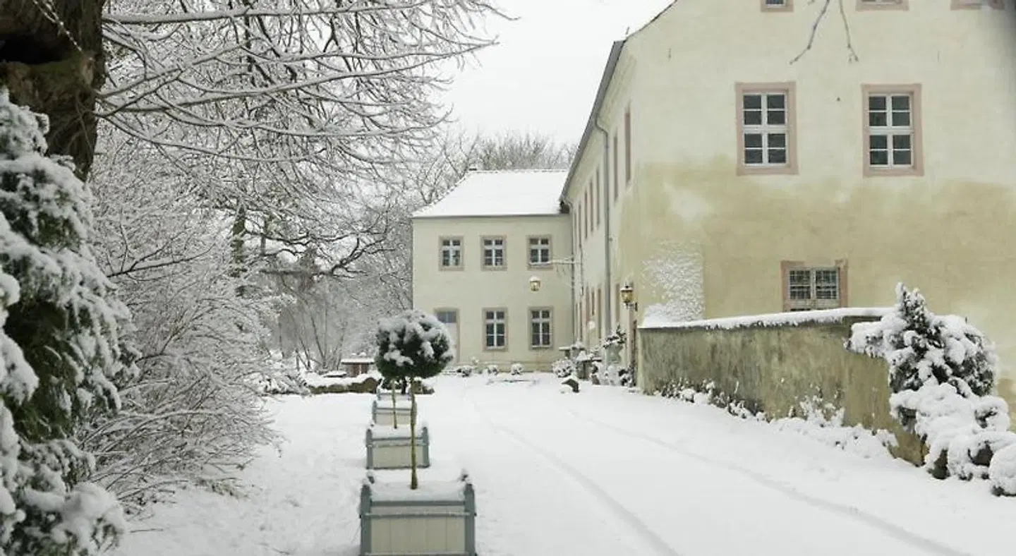 Schloss Neuenhagen EXTERIOR