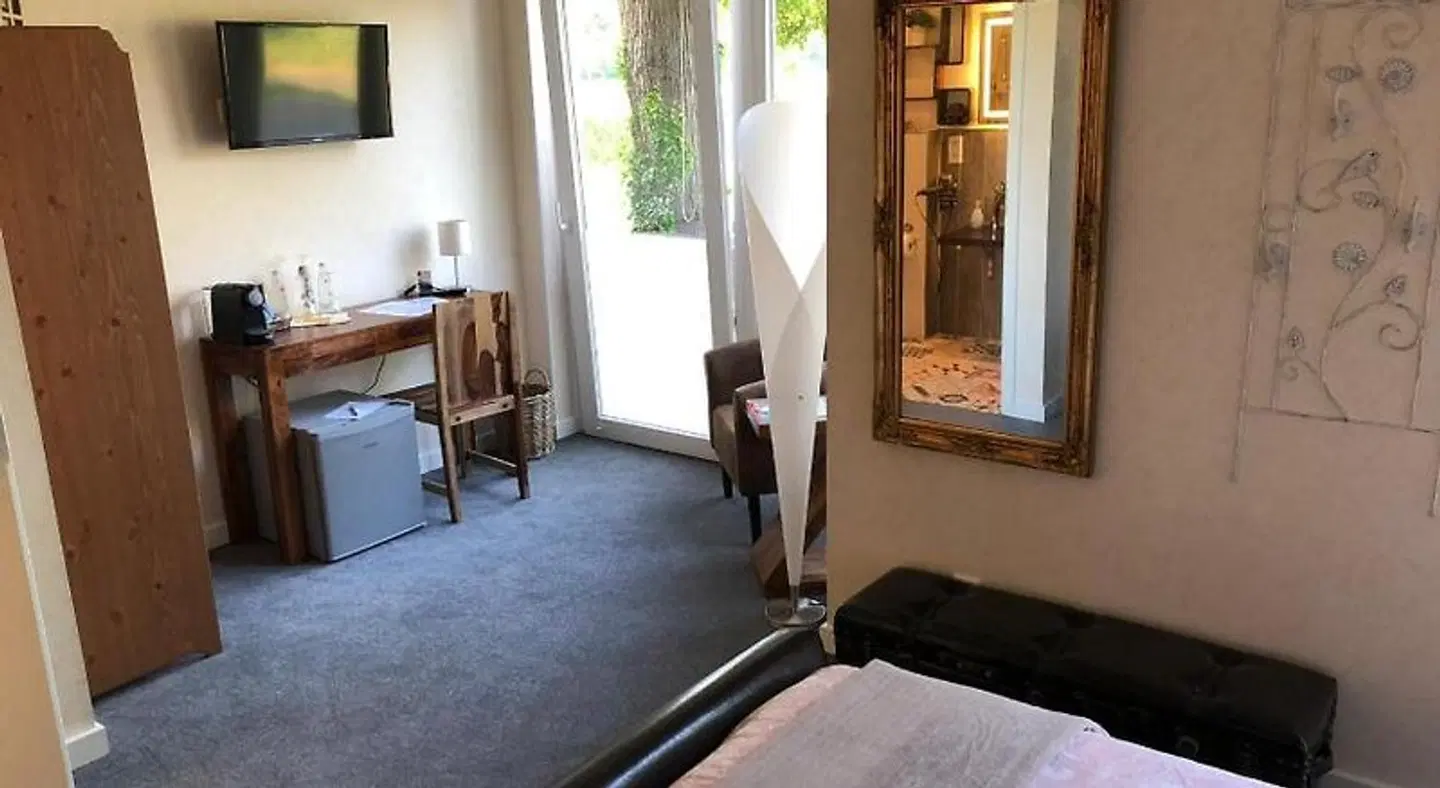 RiBecca ROOM_EXAMPLE