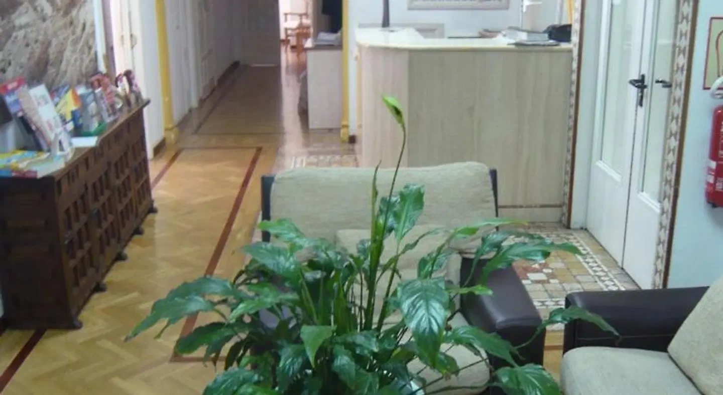 Hostal Triana HEALTH_BEAUTY