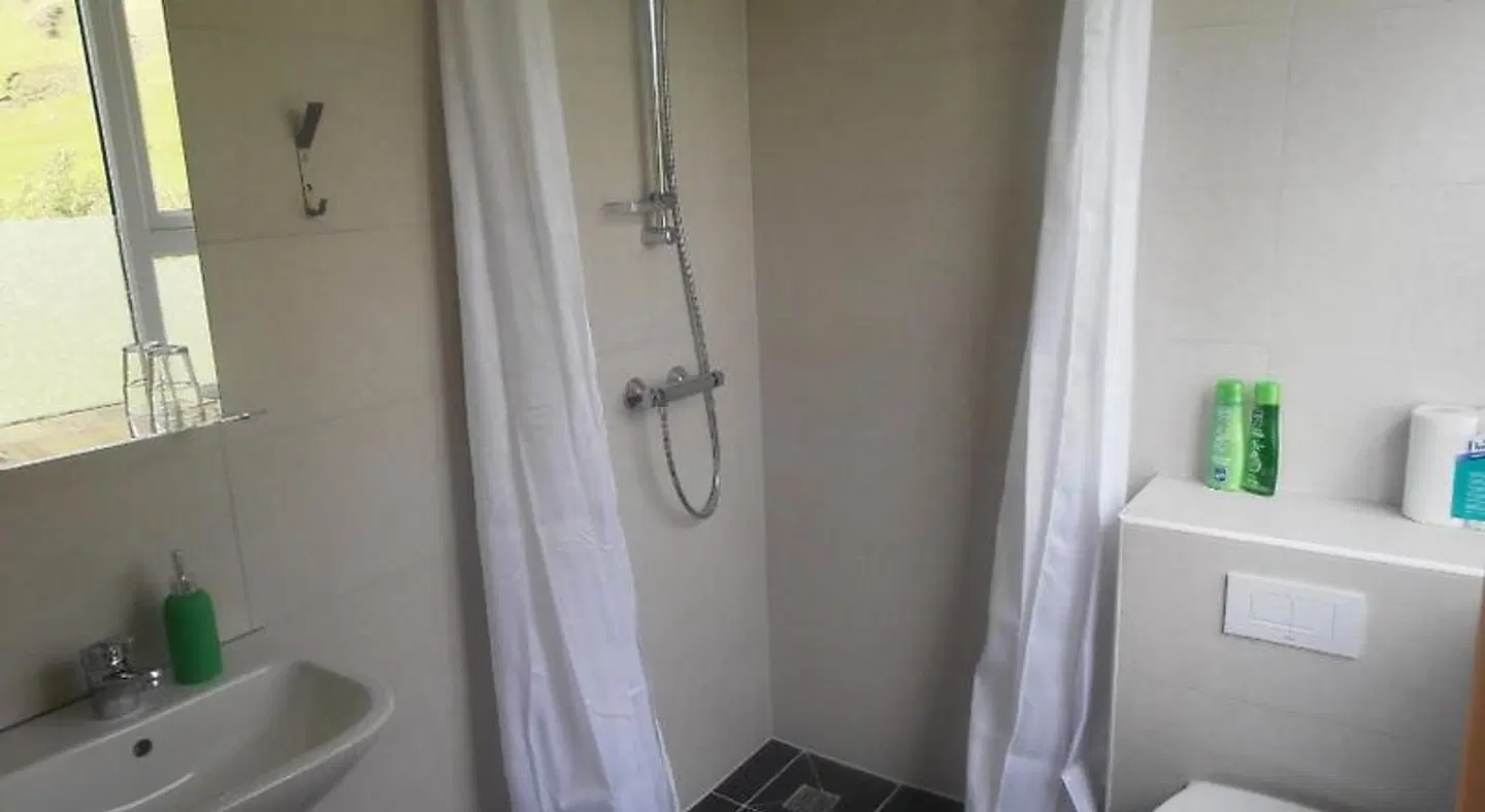 Giljur Guesthouse Badezimmer