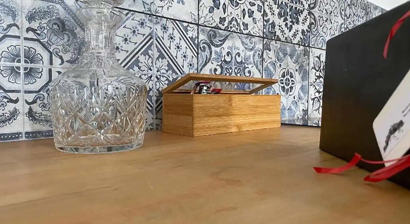 Queen Street Boutique Suites Lobby