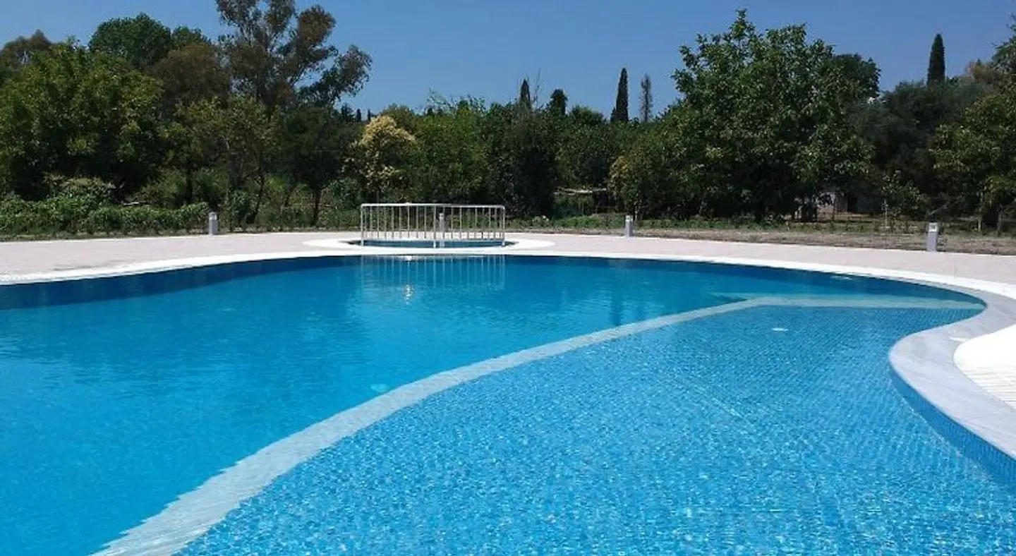 Santos Luxury Apartments OUTDOOR_POOL