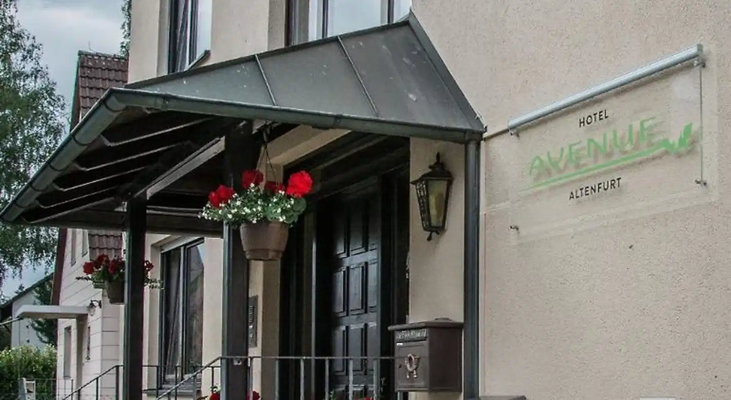 AVENUE ALTENFURT Aussenansicht