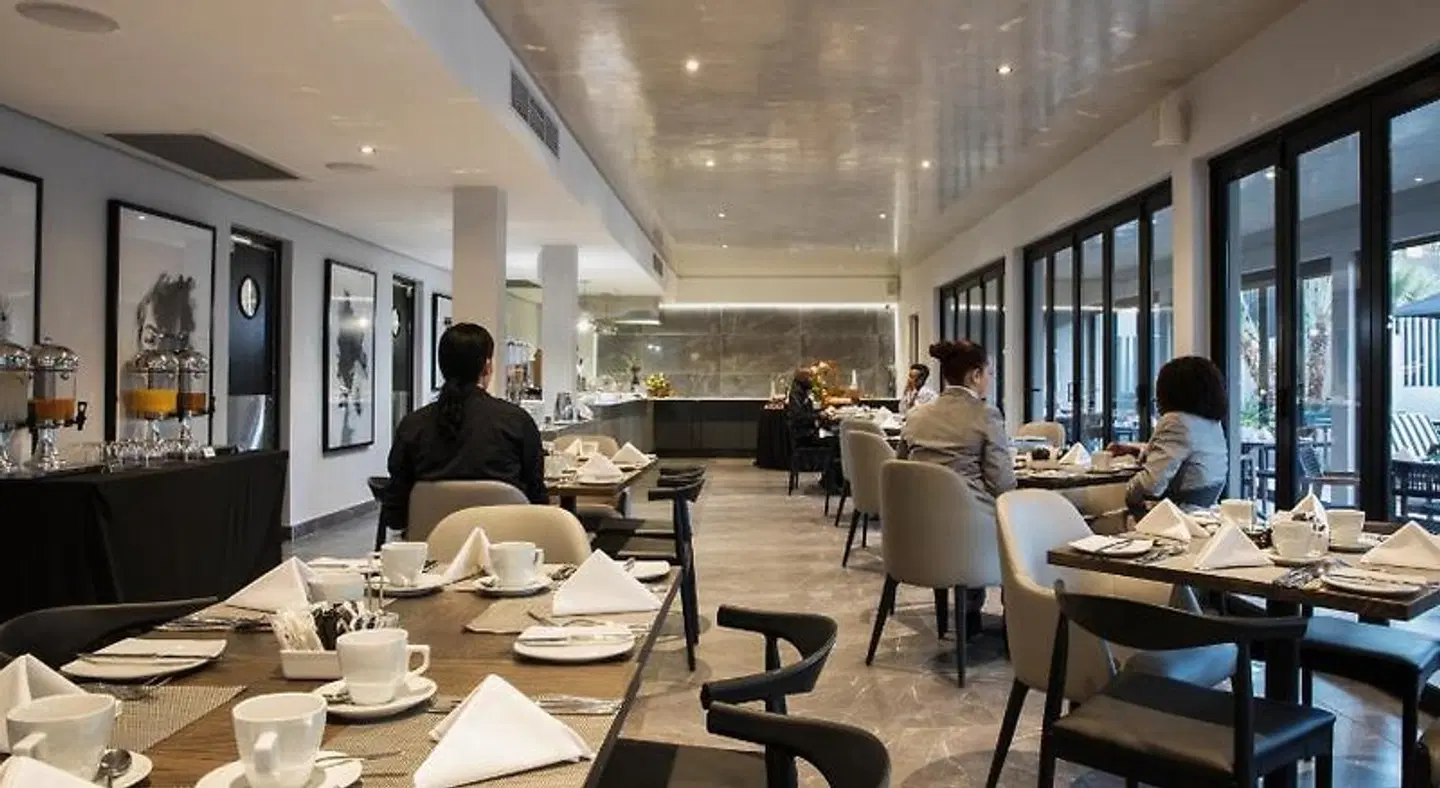 The Capital Melrose Restaurant