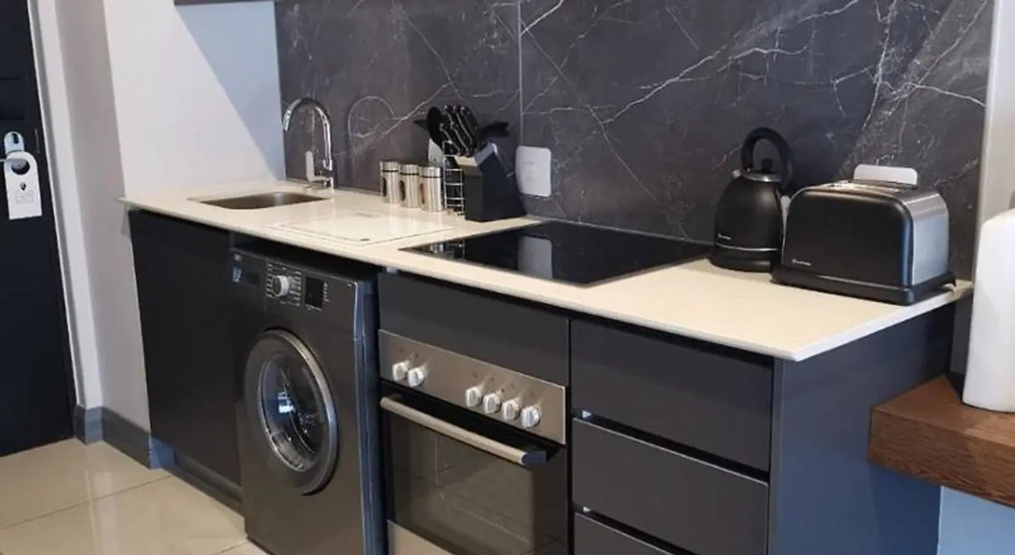 The Capital Melrose ROOM_EXAMPLE