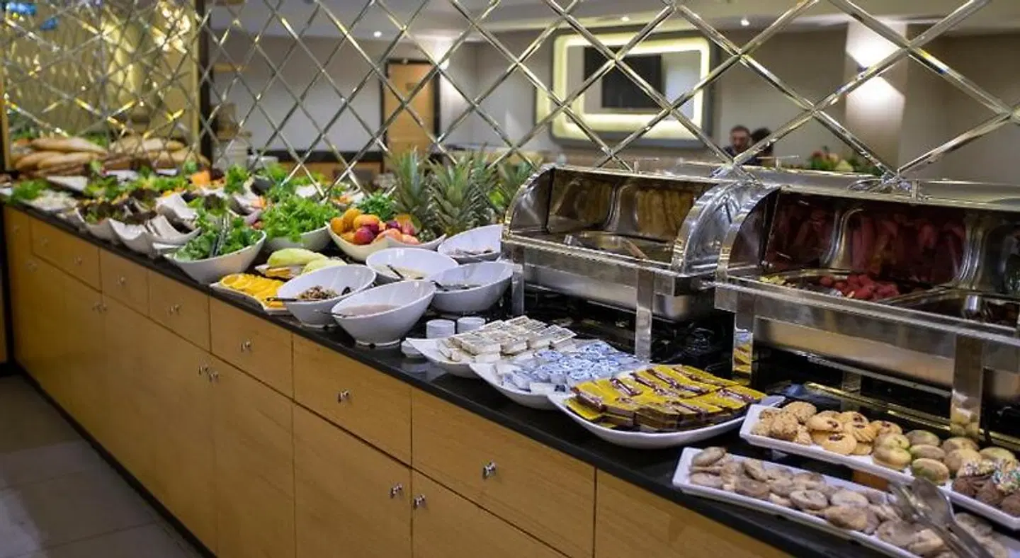 The Green Otel Restaurant