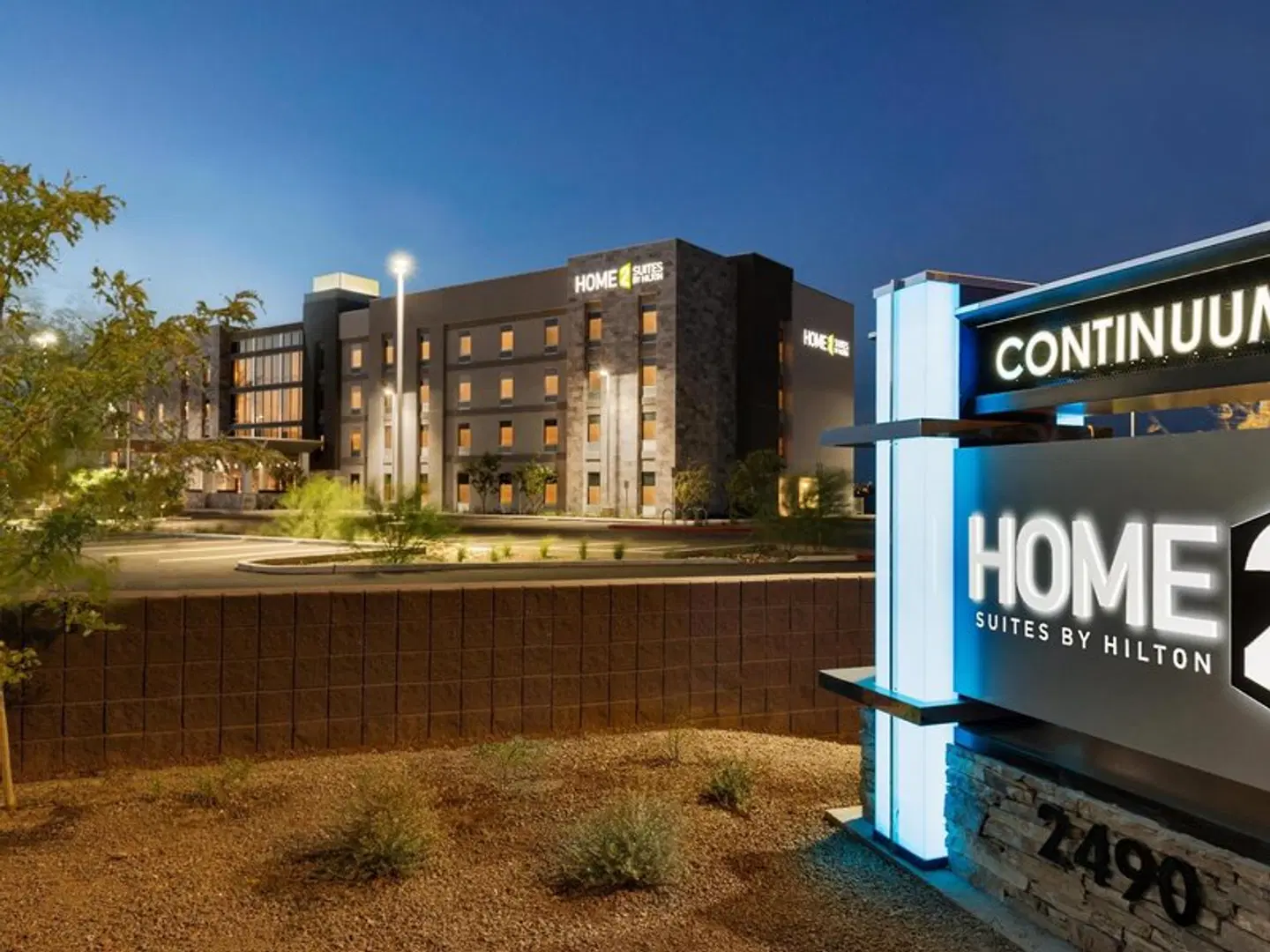 Home2 Suites by Hilton Phoenix Chandler EXTERIOR