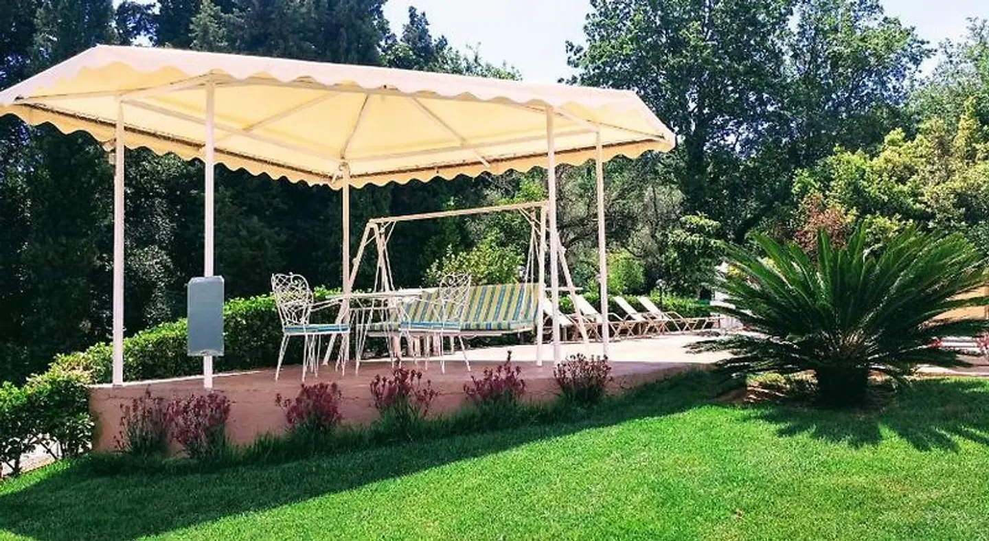 Summer Wine Friendly Resort OUTDOOR_POOL