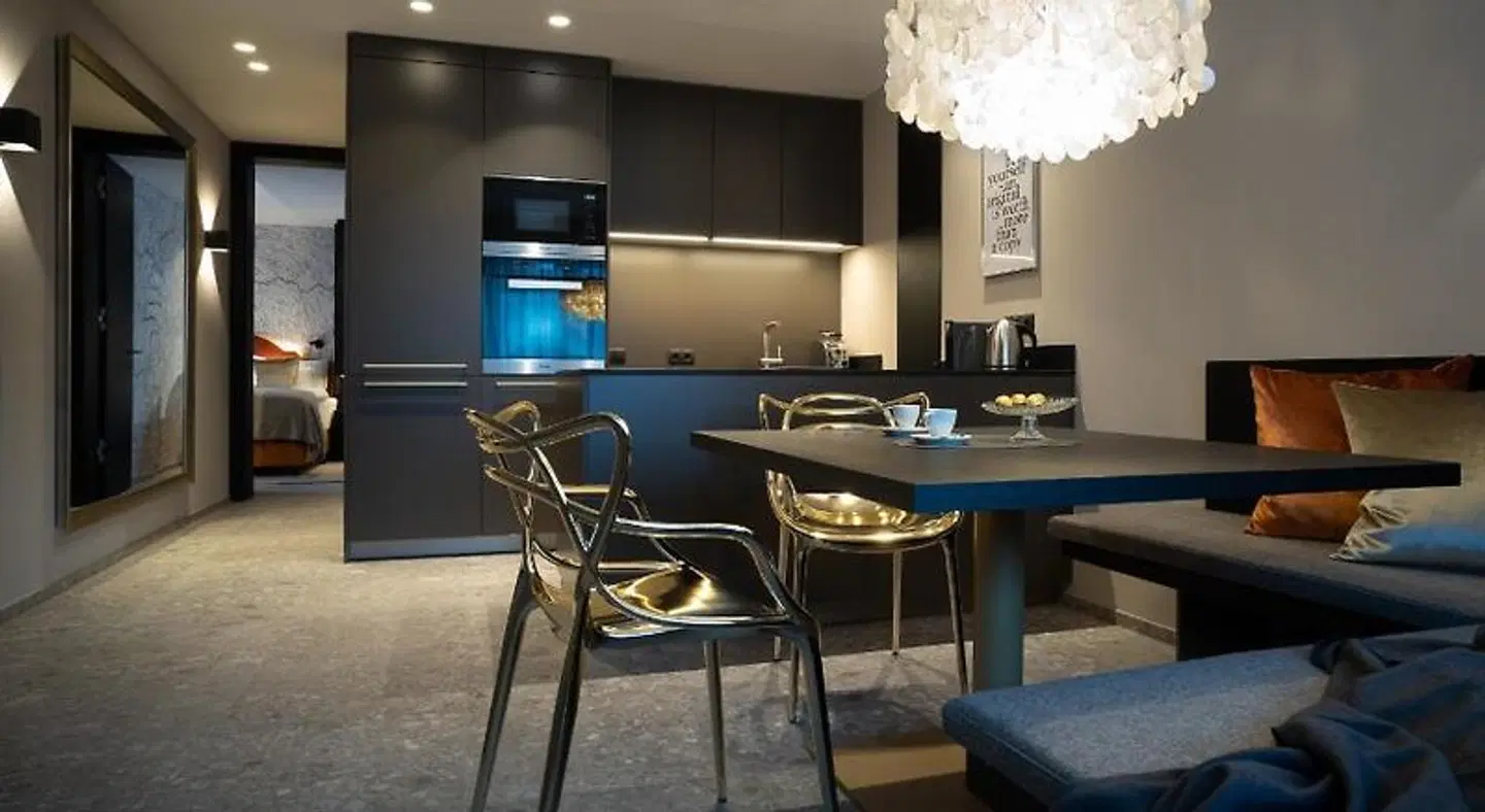 SISSI SUITES luxury apartments Bar
