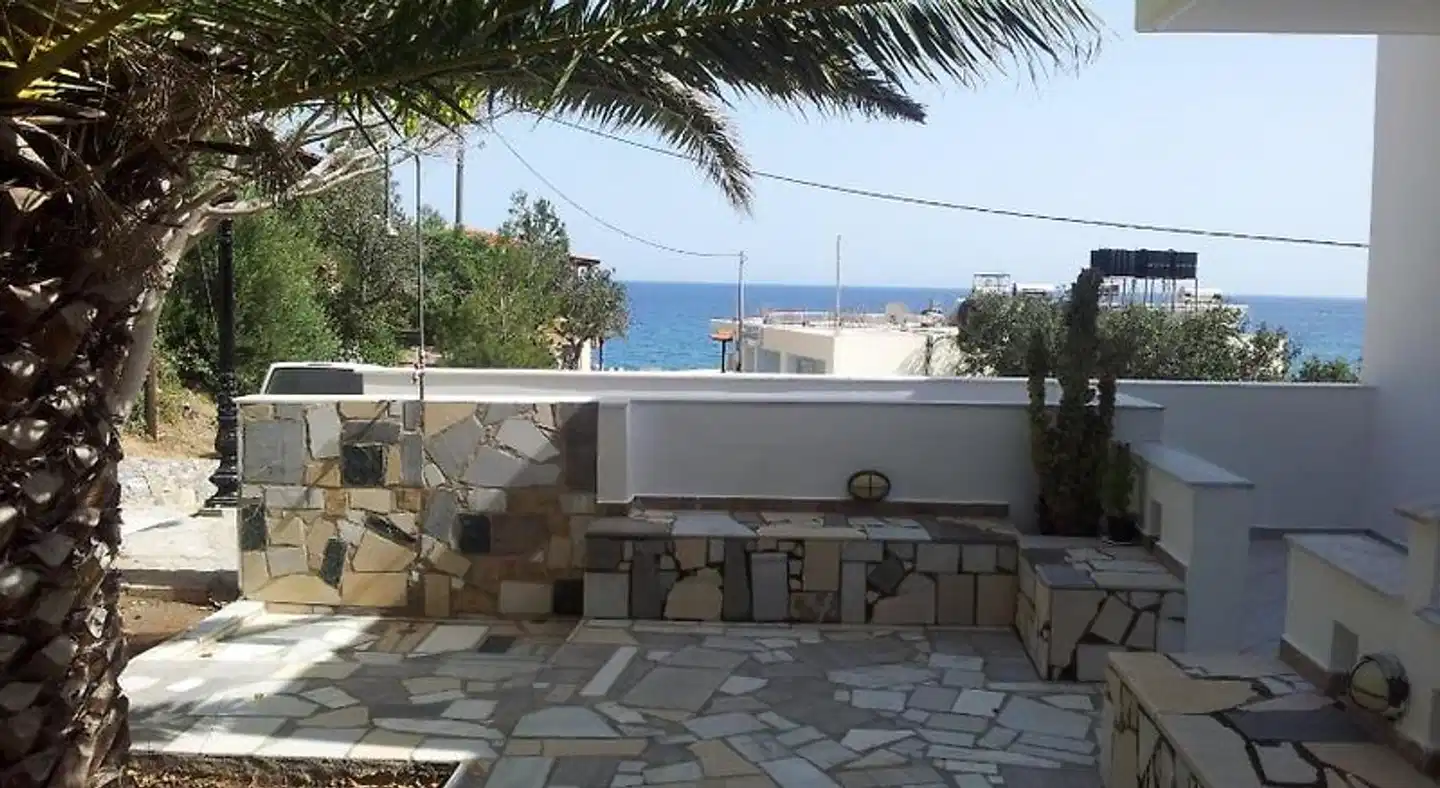 Stefanos Apartments Aussenansicht