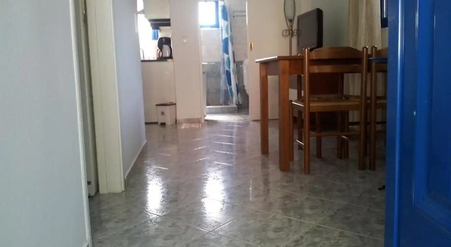 Stefanos Apartments Lobby