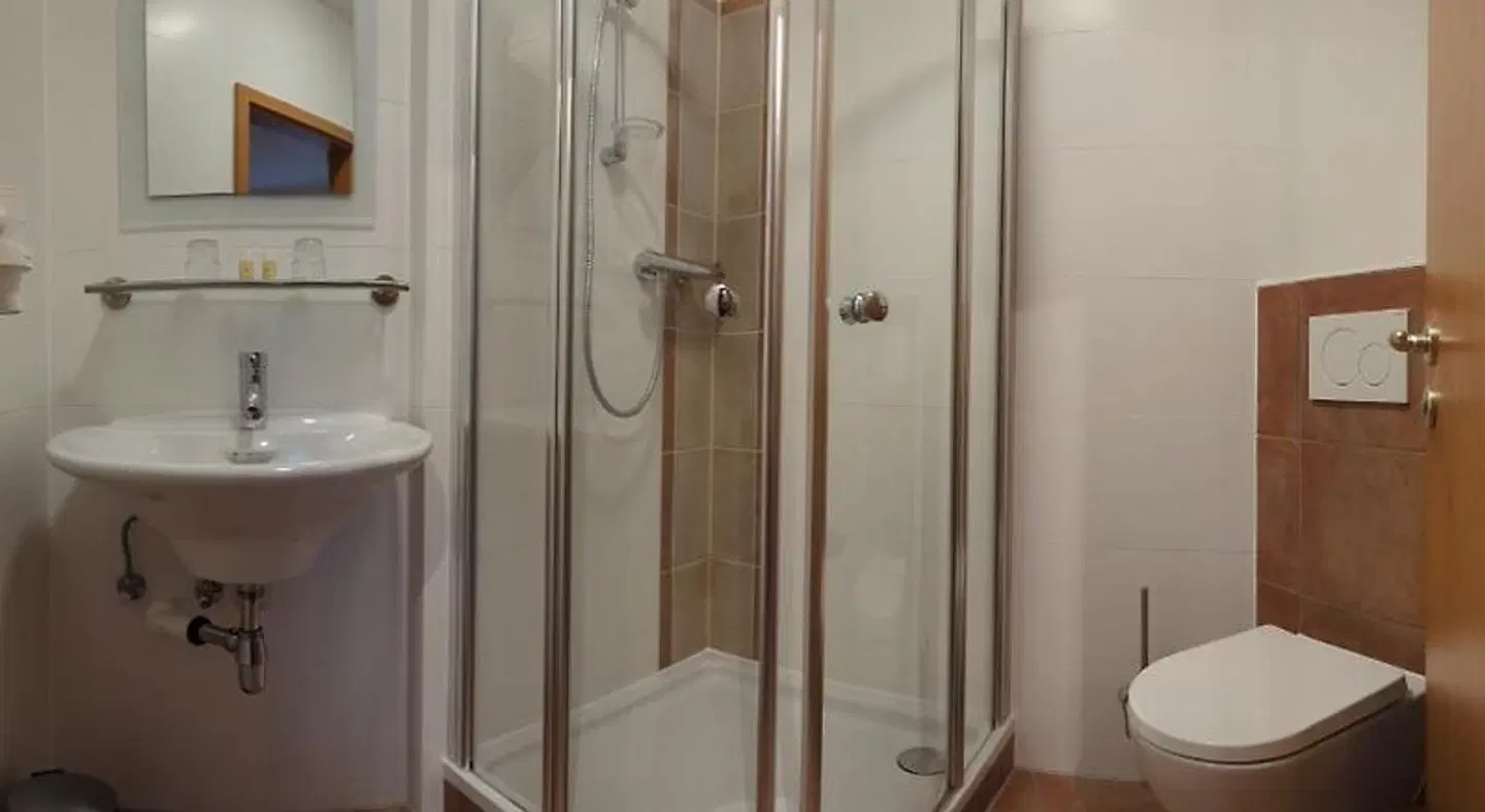 PaGa - Parkgaststaette Badezimmer