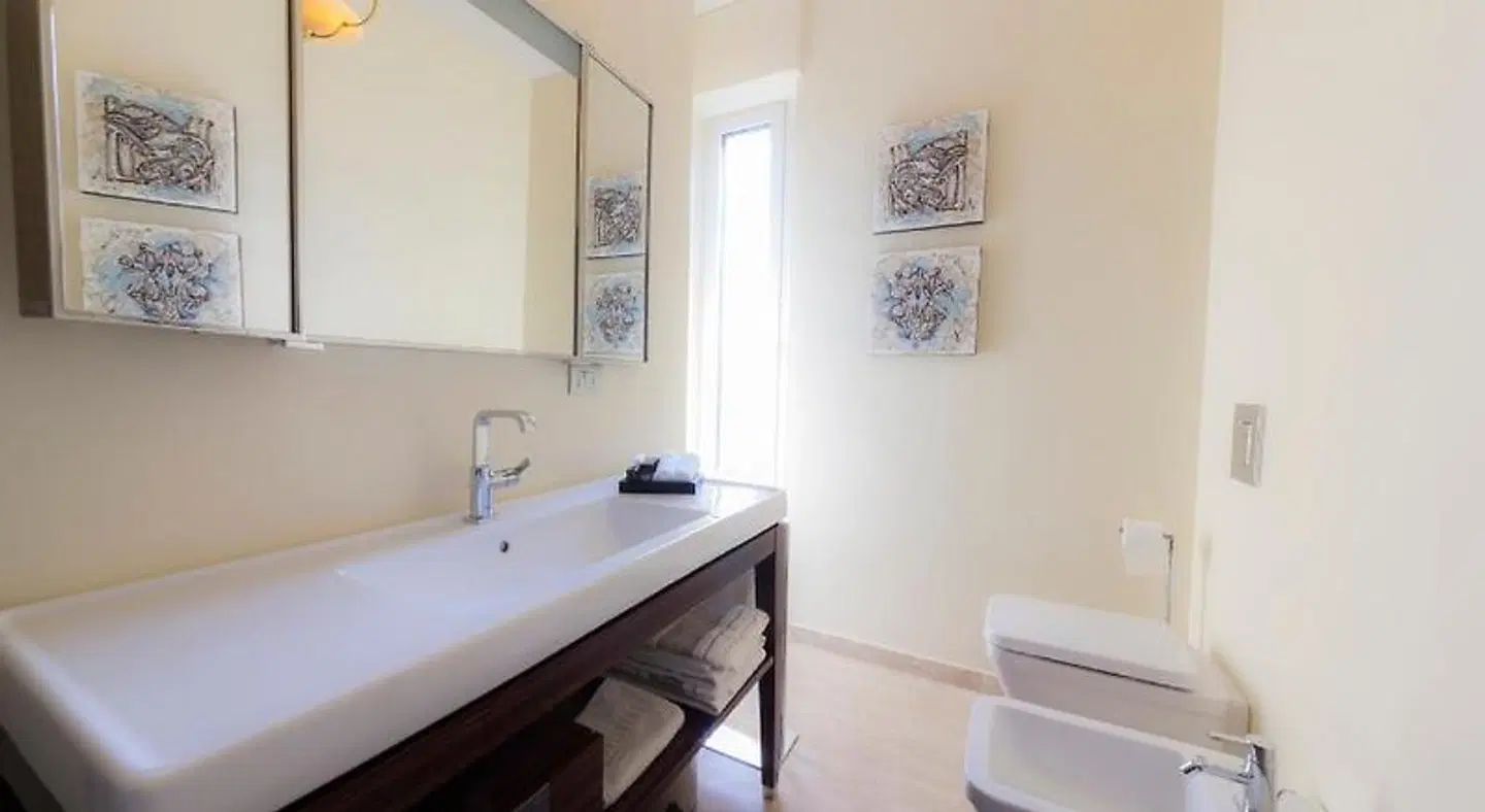 Bronzino House Badezimmer