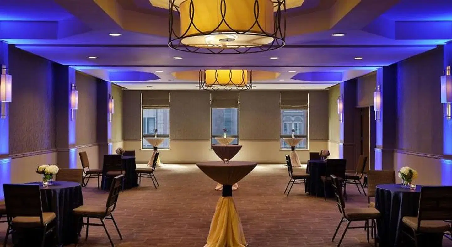 DoubleTree by Hilton Philadelphia City Center LOUNGE_LOBBY