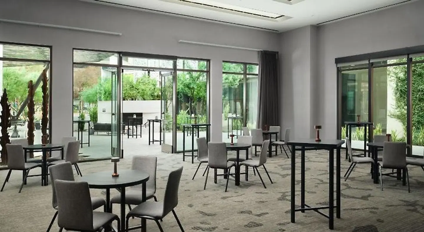 AC Hotel by Marriott Phoenix Downtown ROOM_EXAMPLE