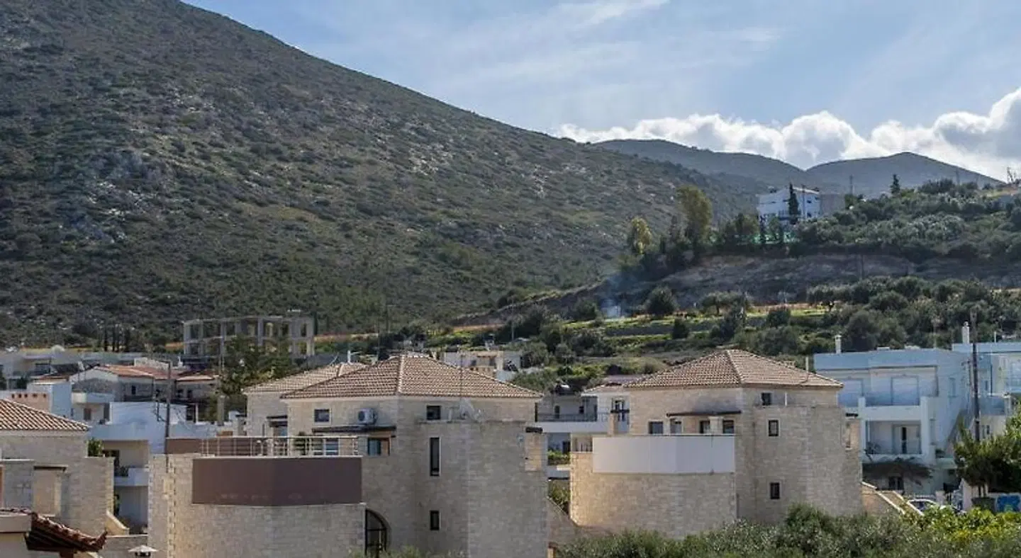 Prinos Apartments EXTERIOR