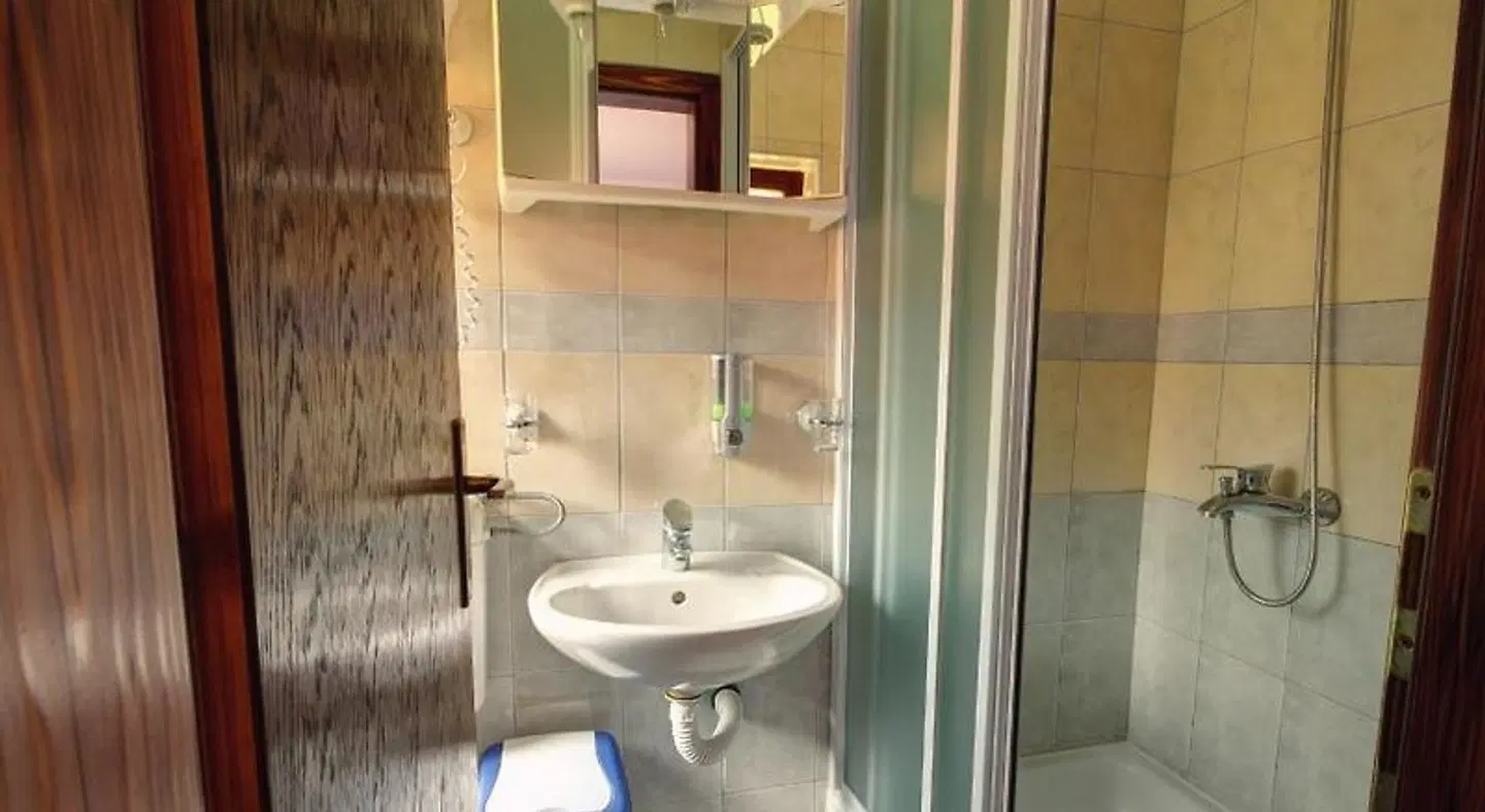 Rooms Family Glumac Badezimmer