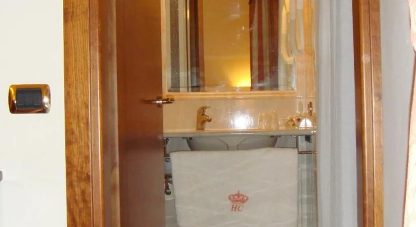 Albergo Corona Badezimmer