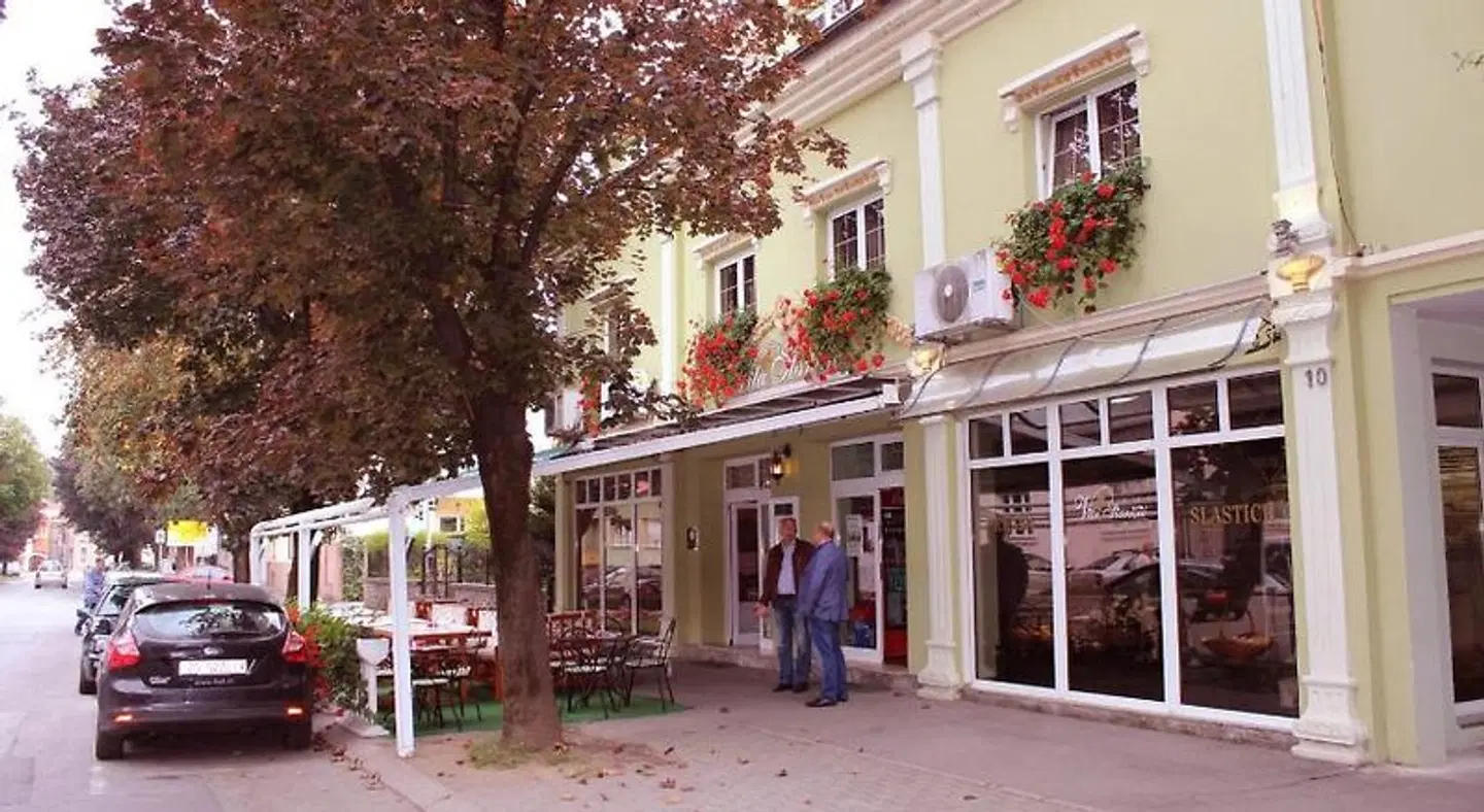 Bed & Breakfast Vila Stanii' EXTERIOR