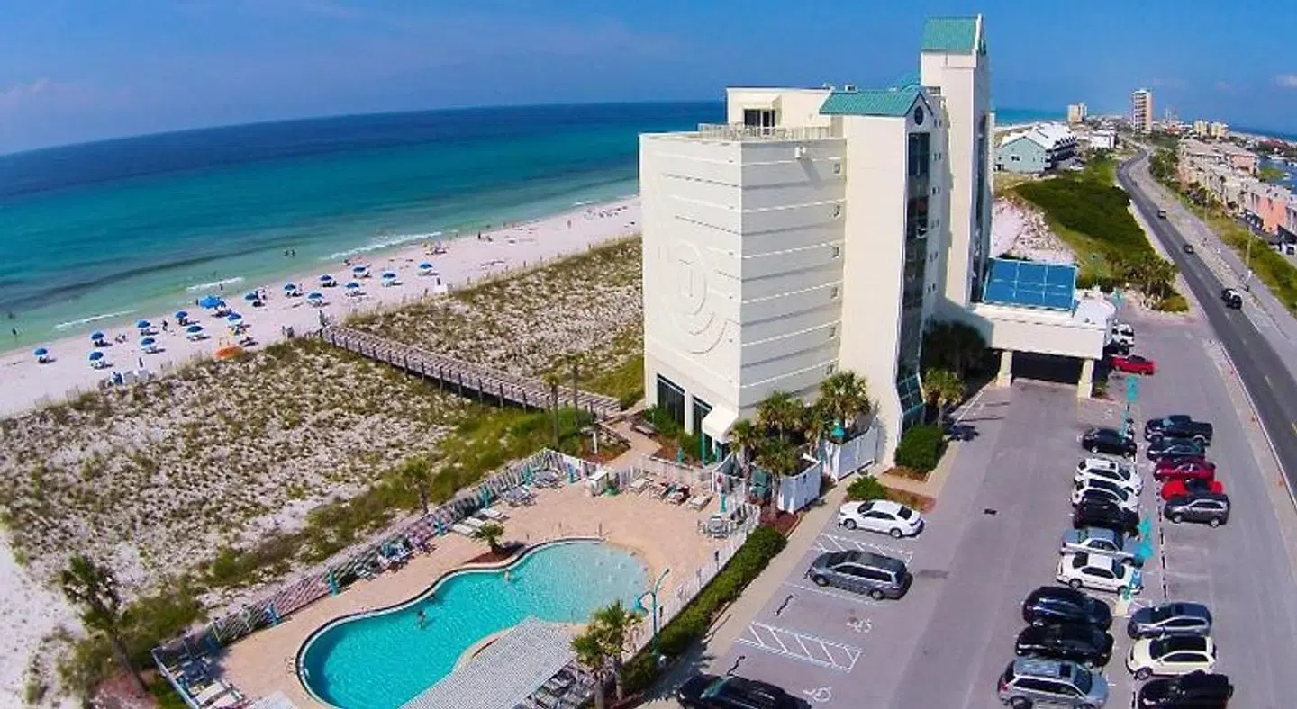 Holiday Inn Express Pensacola Beach by IHG EXTERIOR
