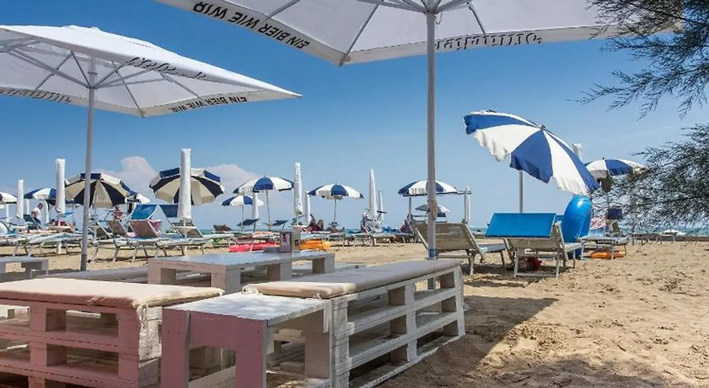 Farnie Lido Altanea Terrasse